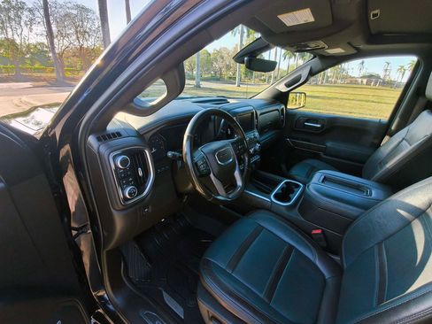 Used 2019 GMC Sierra 1500 Denali w/ Technology Package AWD/4WD image 20