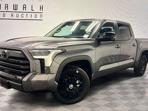 Used 2024 Toyota Tundra Limited AWD/4WD image 1