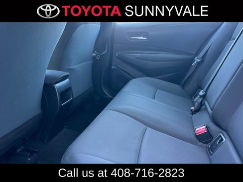 Used 2021 Toyota Corolla LE FWD image 5