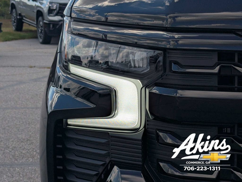 New 2026 Chevrolet Silverado 1500 RST w/ Dark Appearance Package AWD/4WD image 8
