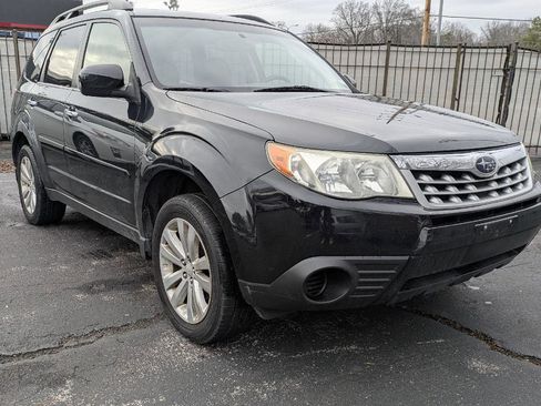 Used 2012 Subaru Forester 2.5X Premium w/ Popular Pkg 2 image 3