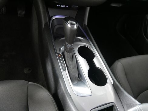 Used 2020 Chevrolet Malibu LT image 24