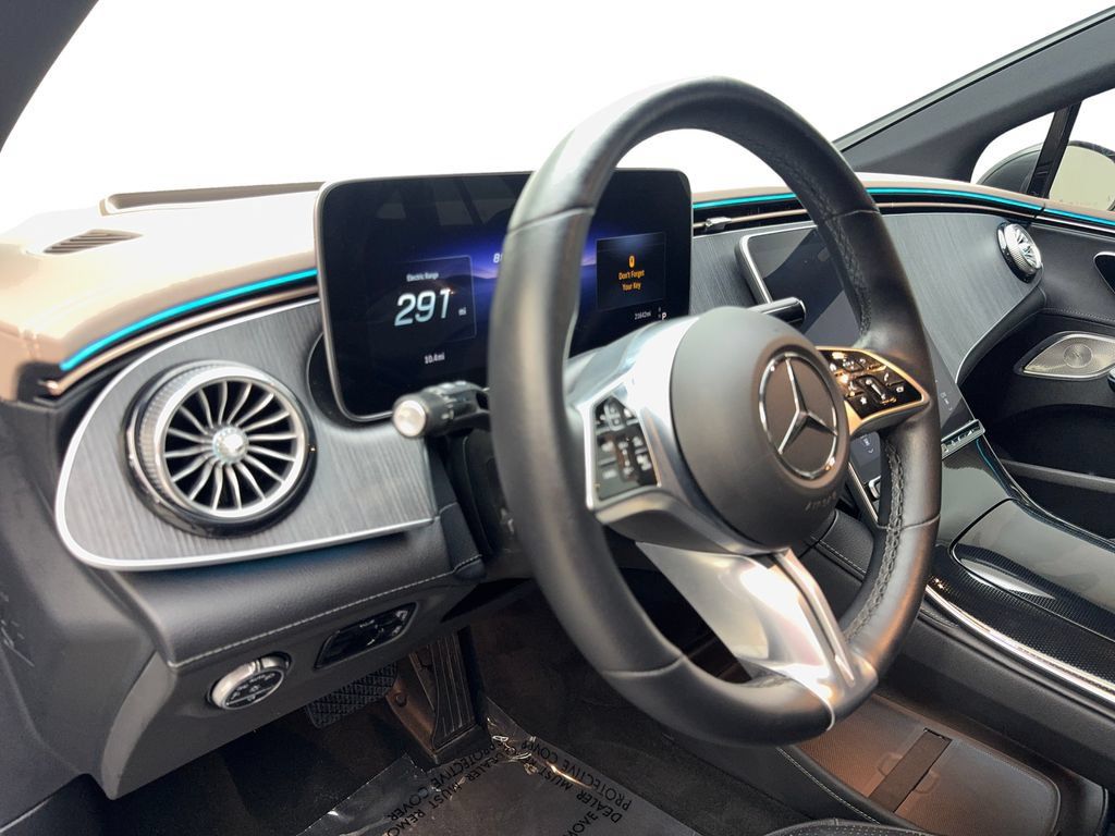 Used 2023 Mercedes-Benz EQE 500 4MATIC Sedan image 49