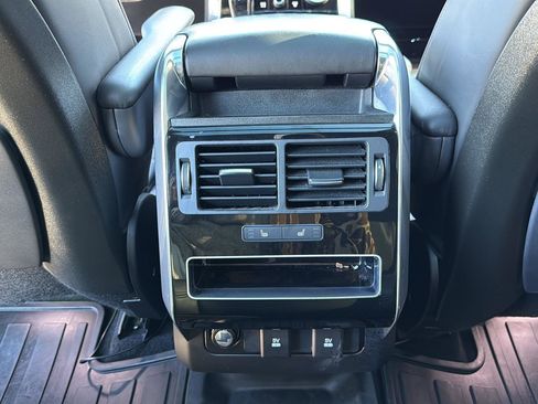 Used 2019 Land Rover Range Rover Sport Supercharged image 22