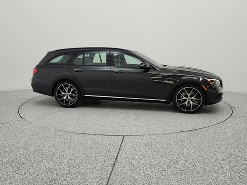 Used 2023 Mercedes-Benz E 450 4MATIC All-Terrain Wagon image 4