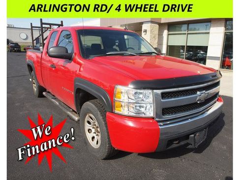 Used 2007 Chevrolet Silverado 1500 W/T w/ LS Package AWD/4WD image 1