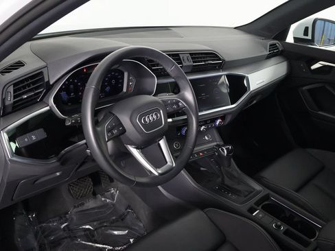 Used 2024 Audi Q3 2.0T Premium w/ Convenience Package AWD/4WD image 7