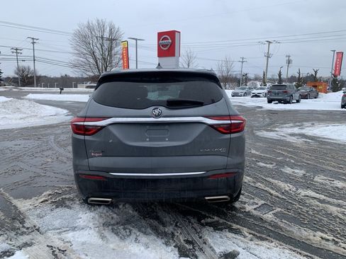 Used 2018 Buick Enclave Essence image 6