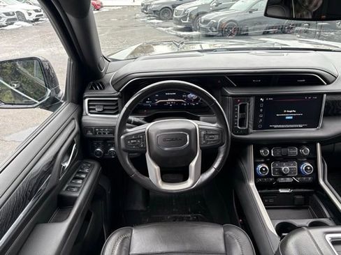 Certified 2023 GMC Yukon Denali image 23