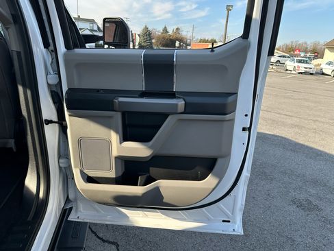 Used 2018 Ford F250 XLT w/ XLT Value Package image 41