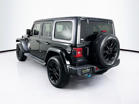 Used 2022 Jeep Wrangler Sahara image 5