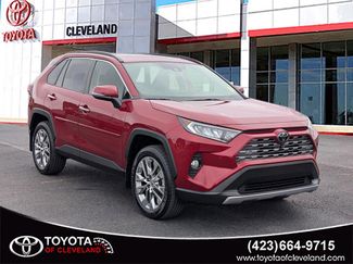 Used 2020 Toyota RAV4 Limited video 1