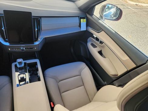 New 2026 Volvo XC90 B5 Core w/ Protection Package image 12