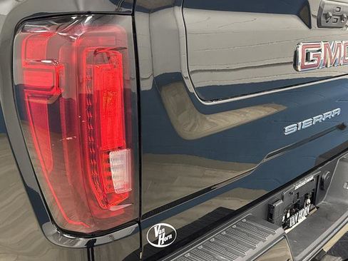 Used 2023 GMC Sierra 2500 AT4 w/ AT4 Preferred Package image 36