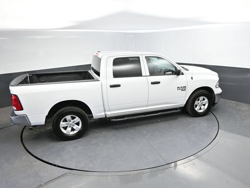 Used 2022 RAM 1500 Classic SLT AWD/4WD image 34