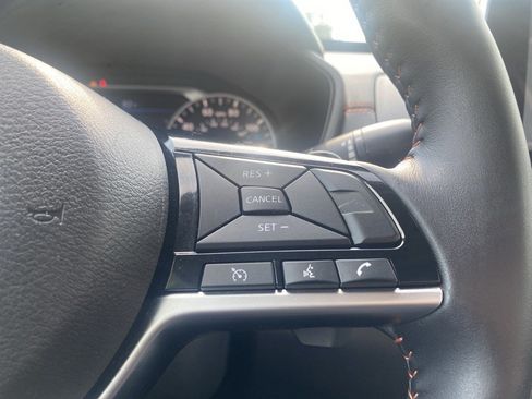 Used 2020 Nissan Altima 2.5 SR FWD image 18