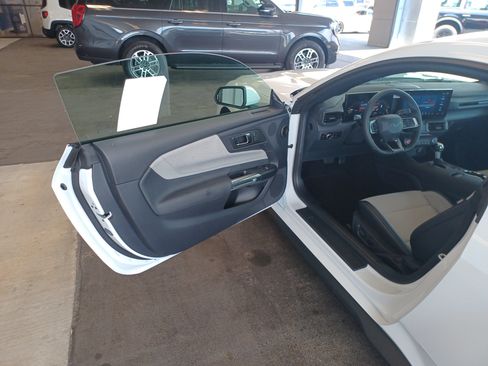 New 2025 Ford Mustang Coupe image 9