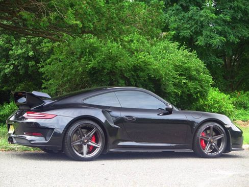 Used 2014 Porsche 911 Turbo S AWD/4WD image 12