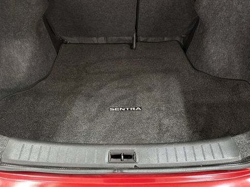 Used 2018 Nissan Sentra SR w/ Protection Package image 10