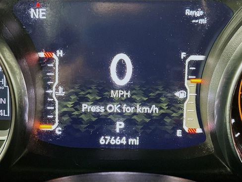 Used 2022 Jeep Gladiator Overland image 15