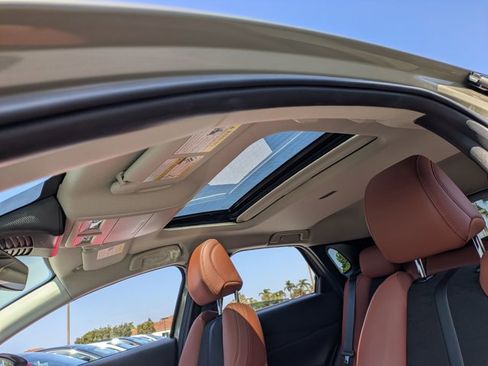 Used 2024 MAZDA CX-30 Carbon image 8