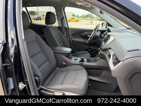 Used 2024 GMC Terrain SLE AWD/4WD image 29