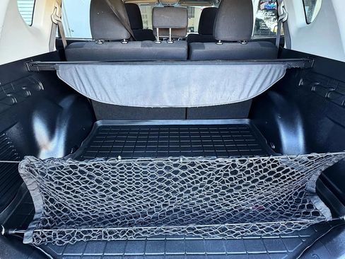 Used 2017 Toyota RAV4 XLE image 20