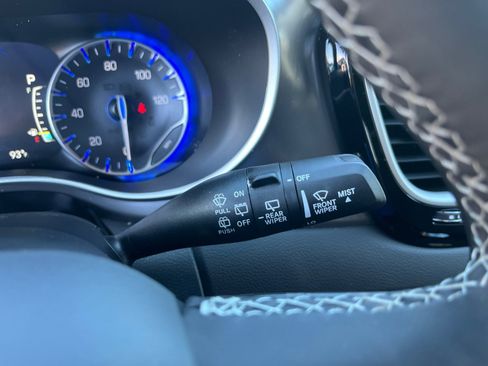 New 2026 Chrysler Voyager LX image 11