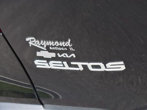 Used 2024 Kia Seltos S AWD/4WD image 16