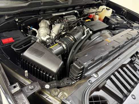 Used 2022 Chevrolet Silverado 2500 High Country w/ Technology Package image 70