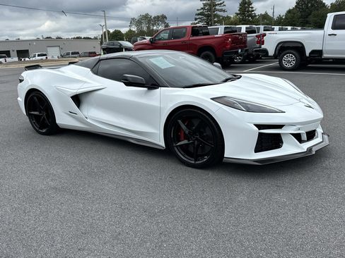 Used 2025 Chevrolet Corvette E-Ray image 4