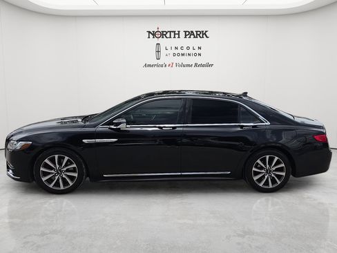 Used 2020 Lincoln Continental w/ Convenience Package FWD image 2