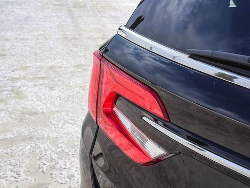 Certified 2023 Honda Odyssey EX-L image 7