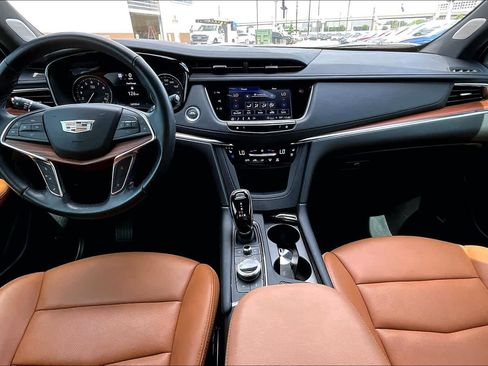 Used 2023 Cadillac XT5 Premium Luxury w/ Technology Package FWD image 15