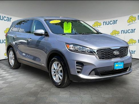 Used 2020 Kia Sorento LX AWD/4WD image 1