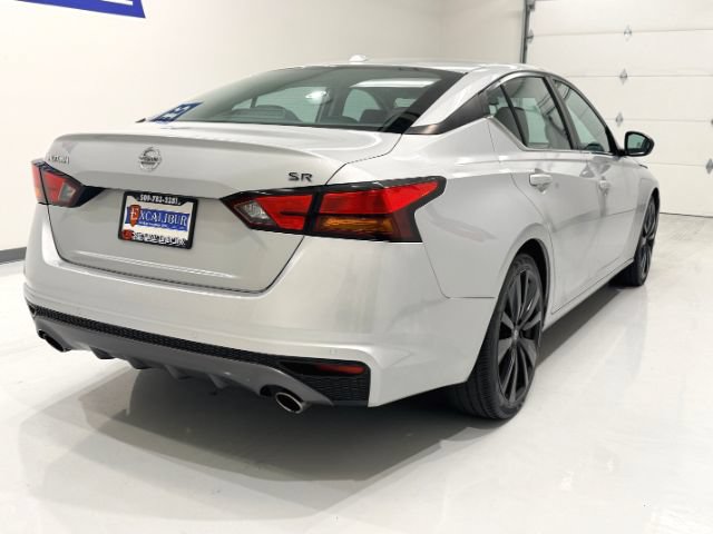 Used 2021 Nissan Altima 2.5 SR FWD image 8