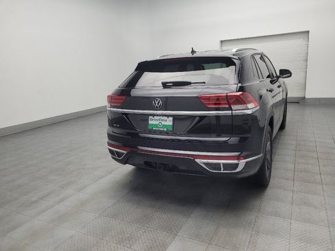 Used 2021 Volkswagen Atlas Cross Sport SE w/ V6 Towing Package image 9