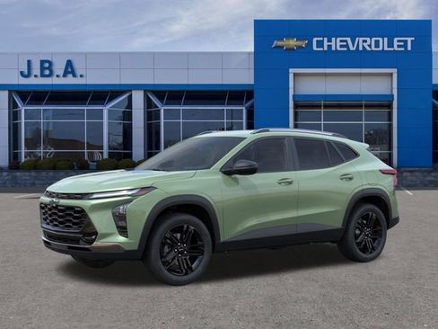 New 2026 Chevrolet Trax ACTIV w/ Driver Confidence Package FWD image 2