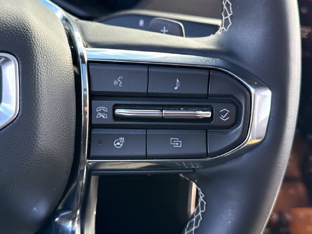 Used 2024 GMC Acadia Denali w/ Super Cruise Package AWD/4WD image 36