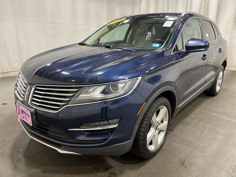Used 2017 Lincoln MKC Premiere image 1