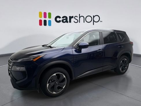 Used 2024 Nissan Rogue SV w/ SV Premium Package image 1