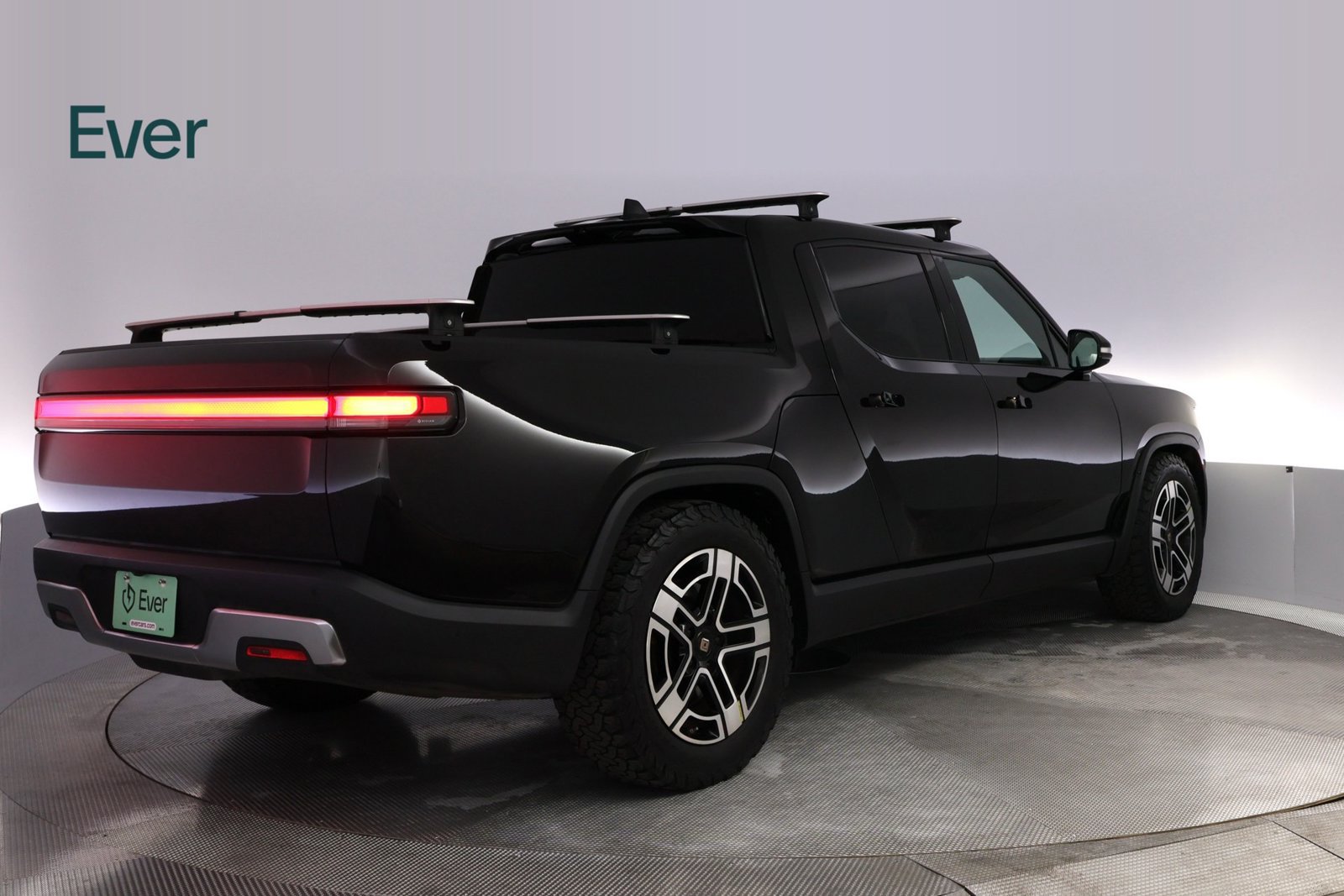 Used 2022 Rivian R1T Adventure AWD/4WD image 3