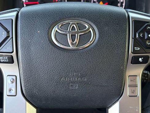Used 2021 Toyota 4Runner SR5 image 7