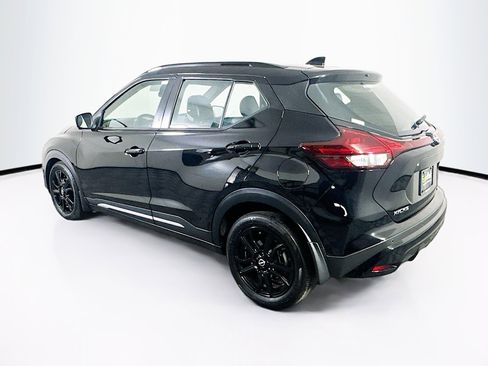 Used 2023 Nissan Kicks SR w/ SR Premium Package image 5