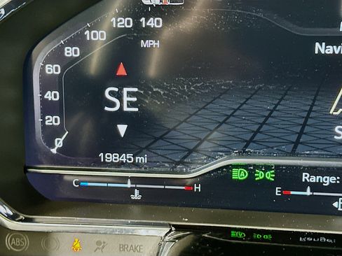 Used 2024 GMC Sierra 1500 Elevation image 18