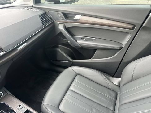 Used 2023 Audi Q5 2.0T Premium Plus AWD/4WD image 35