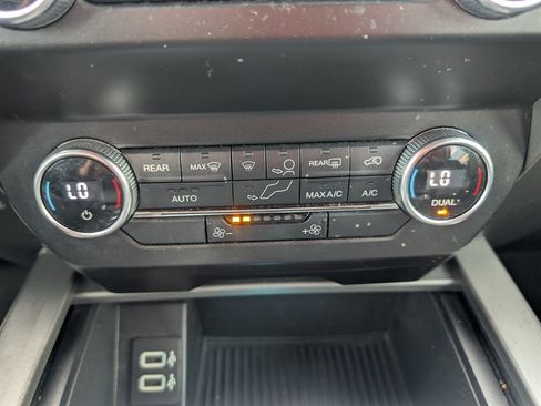 Used 2019 Ford Expedition XLT w/ Equipment Group 201A image 21