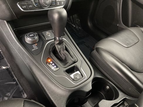 Used 2022 Jeep Cherokee Latitude Lux image 30