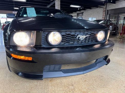 Used 2008 Ford Mustang GT RWD image 25