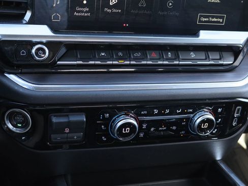 Certified 2023 GMC Sierra 1500 SLT image 16